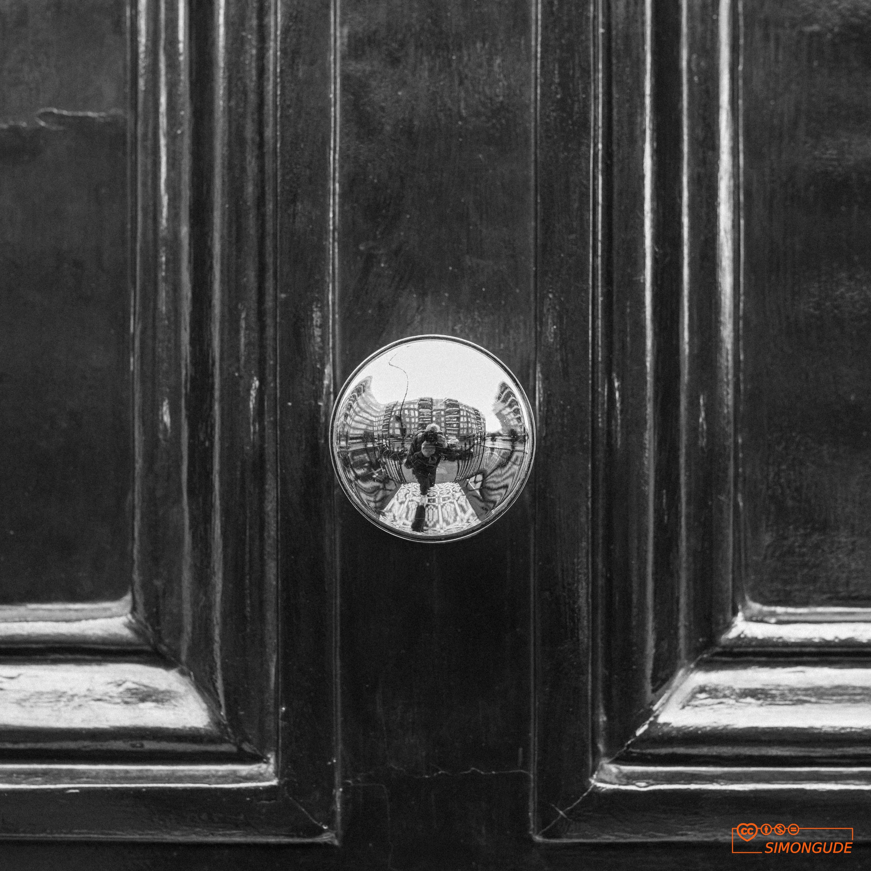 Simon Gude — Street Photography