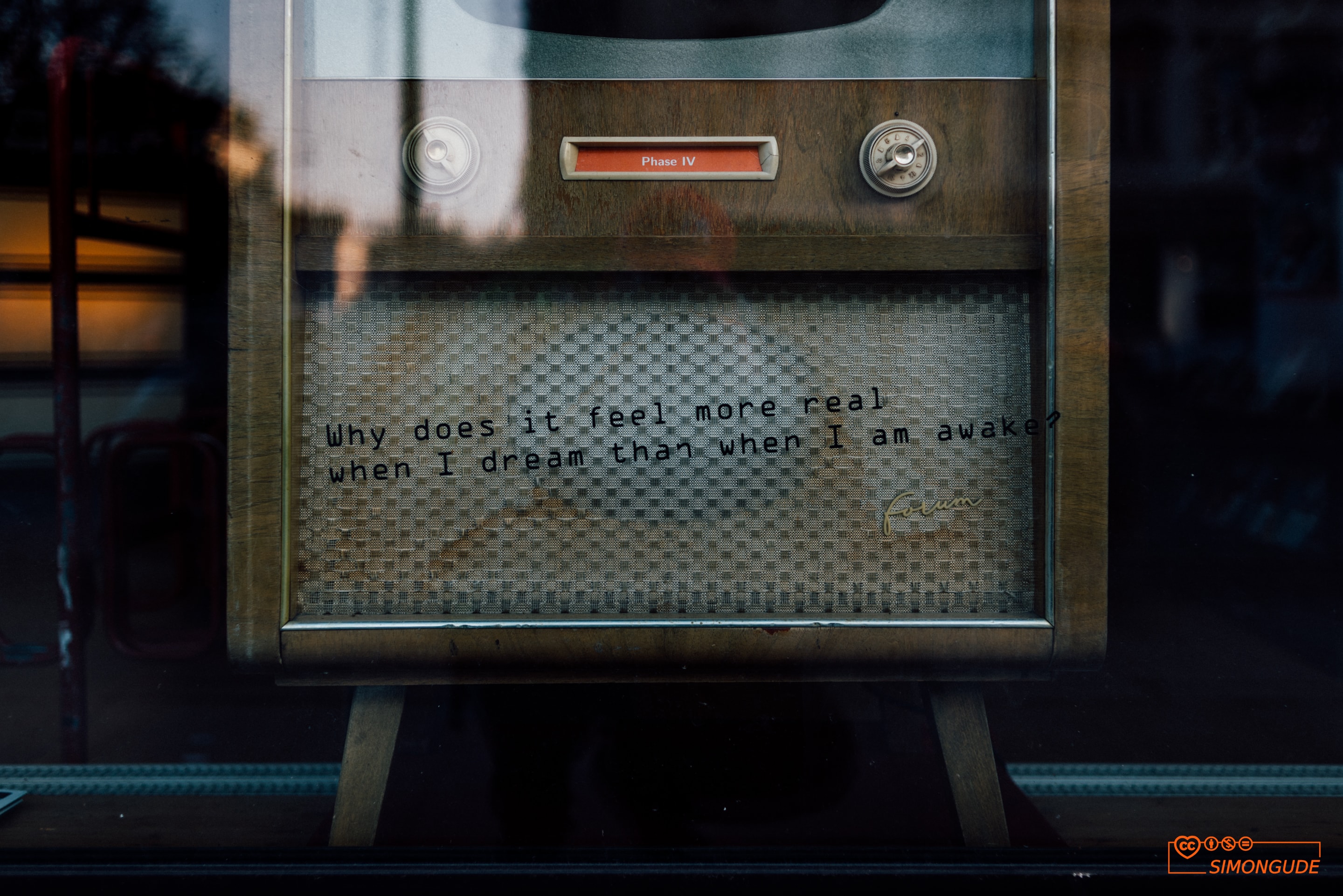 Simon Gude — Street Photography