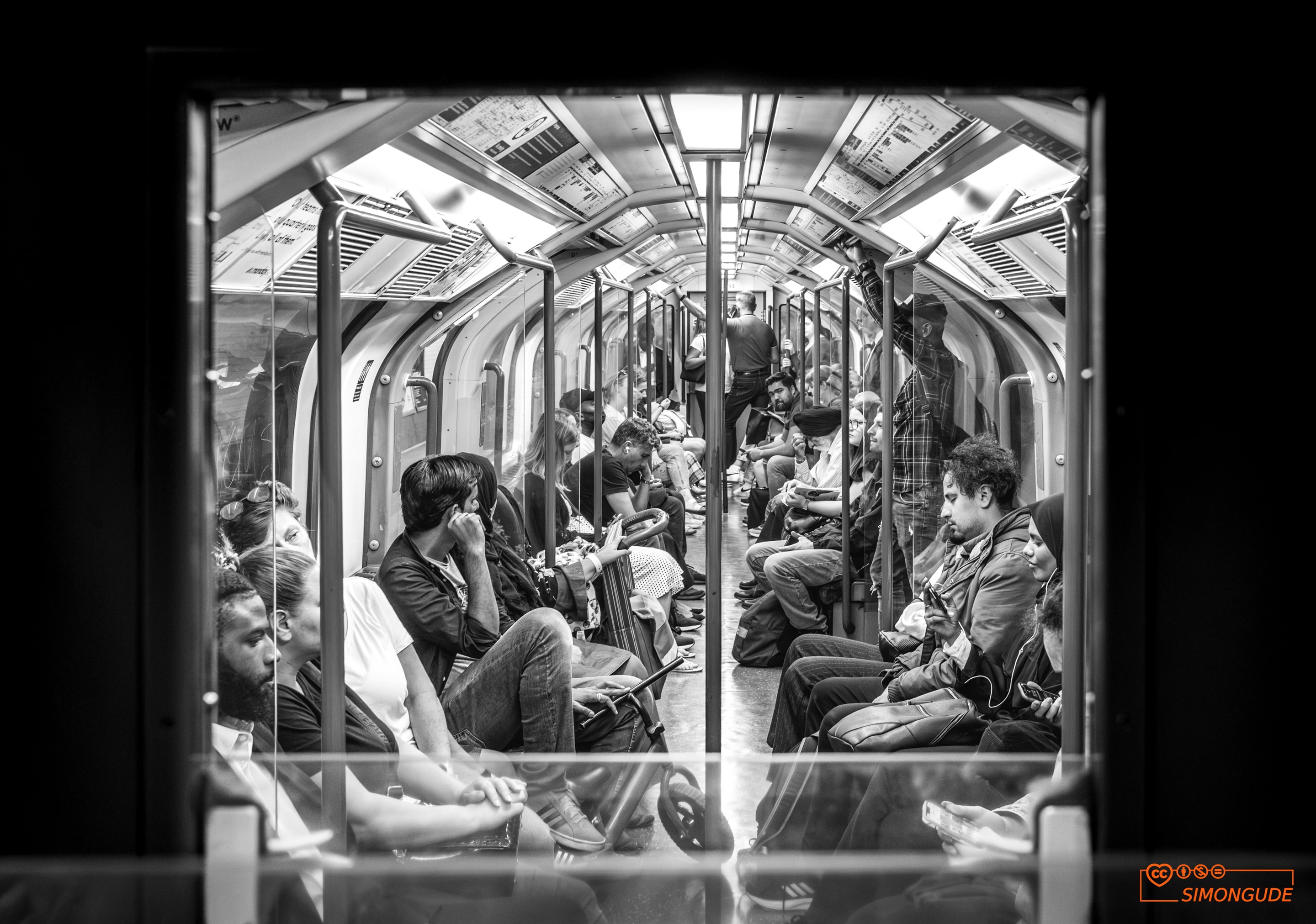 Simon Gude — Street Photography
